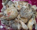 Foto langkah ke 3 dari resep Udang Goreng Sarang Telur / Butter Prawn Egg Floss.