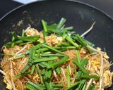 รูปขั้นตอนการทำที่ 4 ของ ผัดไทยวุ้นเส้น กุ้งสด