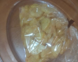 Foto del paso 6 de la receta: Contramuslos de pollo en salsa con papas asadas