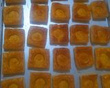 Foto langkah ke 4 dari resep Simple Fruit Puff Pastry.