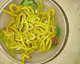 A picture of step 7 of Aaloo palak sev.