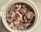 Foto langkah ke 2 dari resep 🍲 Braised beef with white radish 🍲.