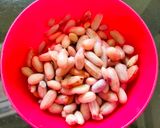 A picture of step 2 of Peanut salad.