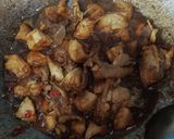 Foto langkah ke 5 dari resep Ayam Kecap Pedas Manis.