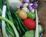 Foto langkah ke 3 dari resep Tumis Ikan Asin, Cabe Ijo, Daun Bawang.