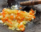 Foto langkah ke 3 dari resep Makaroni Elbow Cheesy Boom.