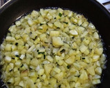 Foto del paso 2 de la receta: Revuelto de calabacín y champiñones