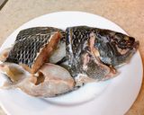 Hình bước làm 1 của món Cá kho thịt-nước dừa tươi béo ngậy hao cơm