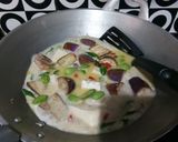 Foto langkah ke 5 dari resep Mangut Ikan Pe (pari asap) Pedas.
