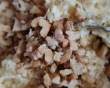 Foto del paso 1 de la receta: Pancitos de queso y nuez sin harina, sin balanza y muuuy fáciles