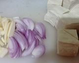 Foto langkah ke 1 dari resep 106. Sayur Bening Bayam Tahu (tanpa kunci).