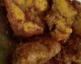 Foto langkah ke 4 dari resep Ayam ungkep bumbu kuning.