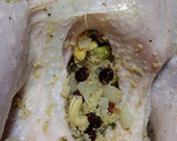 Foto del paso 15 de la receta: Pavo relleno para Navidad con frutas y frutos secos