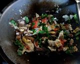 Foto langkah ke 6 dari resep Mie jawa rasa soto ayam.