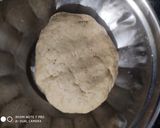 A picture of step 5 of Desi style Chhole Achhari piza.