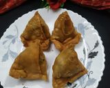 A picture of step 3 of Samose.