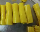 गुजराती रंगीली खांडवी(Gujarati rangeeli Khandvi recipe in Hindi) रेसिपी चरण 12 फोटो