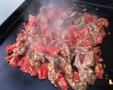 Une image de l'étape 11 de Bœuf épicé au gingembre, ail et tomates.