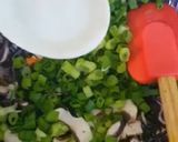 A picture of step 5 of Volcano rice with pepper sauce.