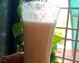 A picture of step 4 of Muskmelon honey milk shake(smoothie).