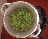 Foto langkah ke 4 dari resep Kangkung 1.0 - Tumis Standar.