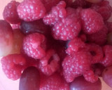 A picture of step 1 of Grapes and Raspberry.