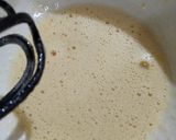 Foto langkah ke 2 dari resep Bolu Pisang Kukus No Mixer.