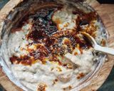 A picture of step 4 of Eggplant bharata with curd.