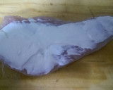 Foto del paso 1 de la receta: Rollos de filetes jamón de cerdo con queso y beicon