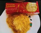 A picture of step 1 of Vermicelli Nuts kheer 😋.