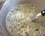 Hình bước làm 1 của món Bánh cuốn tráng chảo