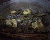 Foto langkah ke 7 dari resep Arsik lele campur tahu.