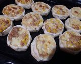 Foto del paso 5 de la receta: Canastitas de atún, choclo, cebolla y queso Riquísimas!