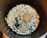 A picture of step 4 of Ghugni -(Bengali style Yellow peas curry).