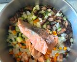 A picture of step 5 of [easy & healthy] Salmon takikomi gohan.