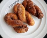 A picture of step 9 of Kkwabaegi(twisted korean doughnut).