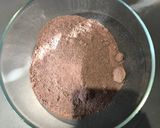Une image de l'étape 2 de Moelleux au chocolat coeur fondant noisette.