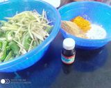 A picture of step 1 of Hari mirch adrek or leemo ka achar.
