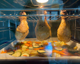 Foto del paso 4 de la receta: Muslitos de pollo al horno crujientes y muy sabrosos!