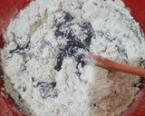 Foto langkah ke 4 dari resep Bolu Kukus Ubi Ungu (No Mixer).