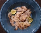 Foto langkah ke 1 dari resep Udang Pepes Jamur.