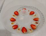 Foto langkah ke 2 dari resep Puding Buah Stroberi Leci.