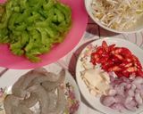 Foto langkah ke 1 dari resep Tumis pare udang toge.