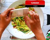 Foto langkah ke 7 dari resep Sambal Goreng Labu Siam.