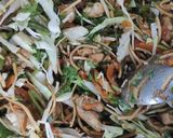 A picture of step 3 of Chicken fried rice.