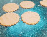 A picture of step 8 of Maska chaska biscuits.