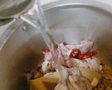 A picture of step 2 of Mutton Yakhni Pulao.