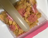 Gambar langkah 2 resipi Ayam Crispy Cornflakes.