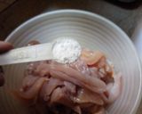 A picture of step 2 of Mongolian Chicken.