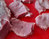 Foto del paso 2 de la receta: Solomillo de cerdo con queso y cebolla caramelizada
